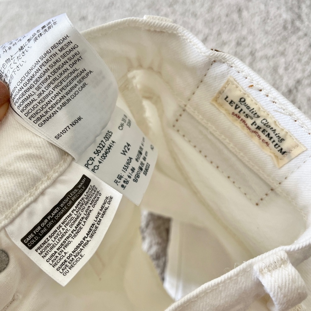 Levi’s Premium 501 White Shorts - Picture 6 of 6